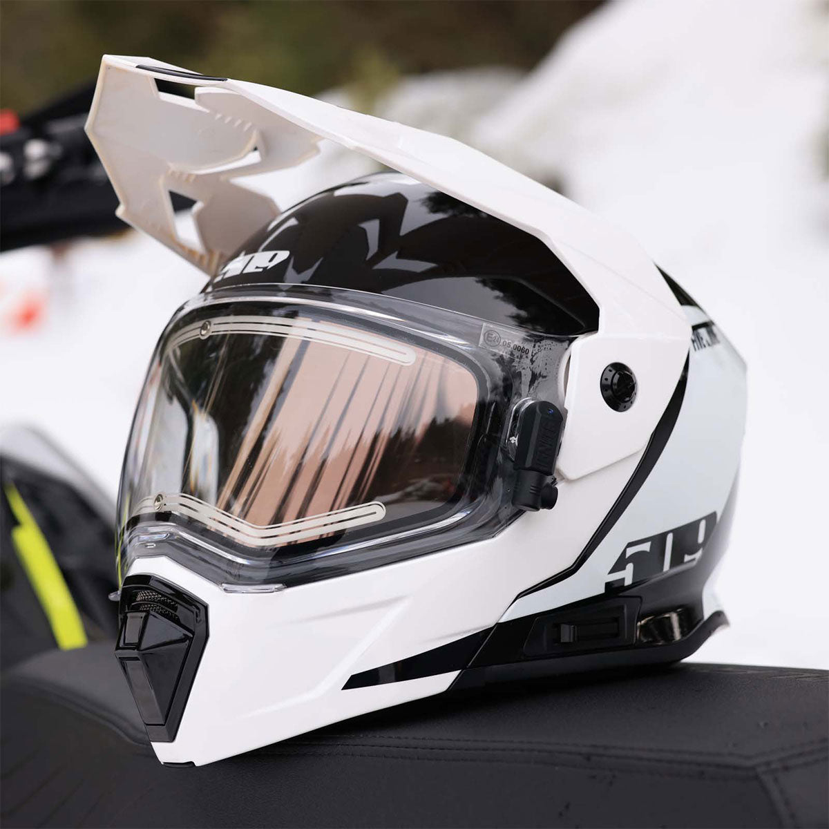 DELTA R4 IGNITE HELMET | STORMCHASER