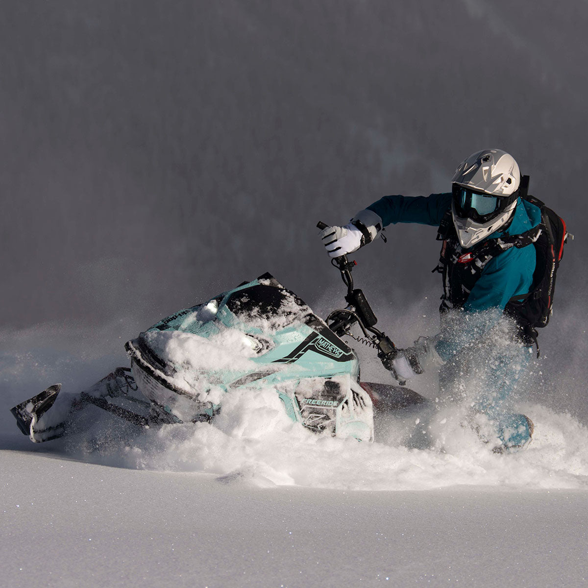 BACKCOUNTRY IGNITE GLOVES W/ SMART CLIM8 TECHNOLOGY | OVERCAST