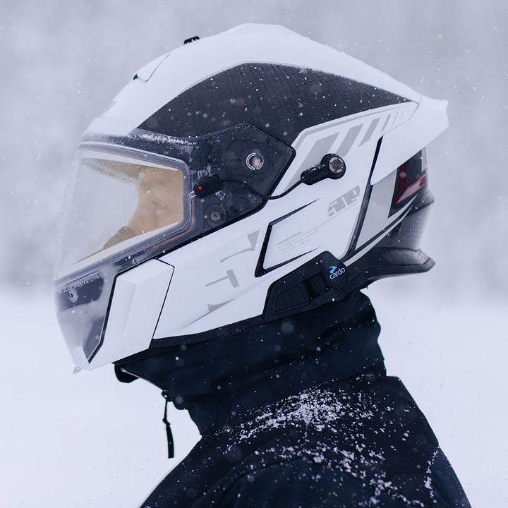 DELTA V COMMANDER HELMET | CARBON FIBER w/ CARDO COMMUNICATION